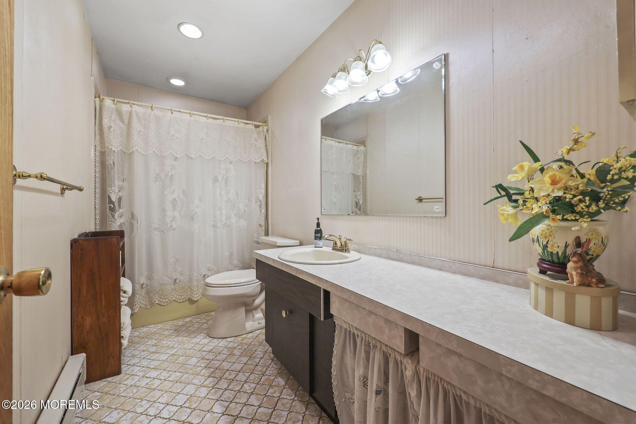 121 Durand Road Neptune, NJ 07753 - Photo 21 of 26 16-web-or-mls-LPM_6205