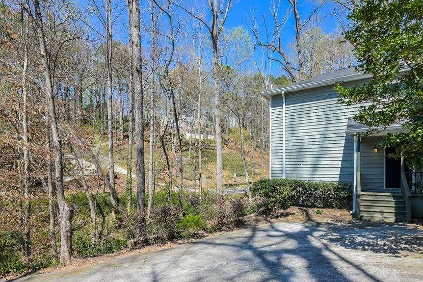 7127 Riverside Drive Atlanta, GA 30328 - Photo 19 of 21