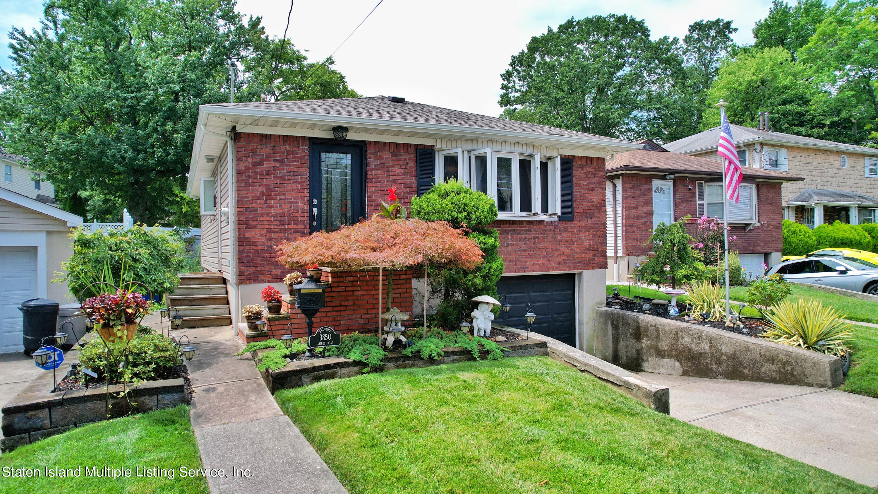 3850 Amboy Road Staten Island, NY 10308 - Photo 3 of 26 3850 Amboy Road