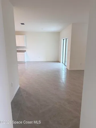 $2,400 | 4984 Amasa Circle, Melbourne, FL 32904