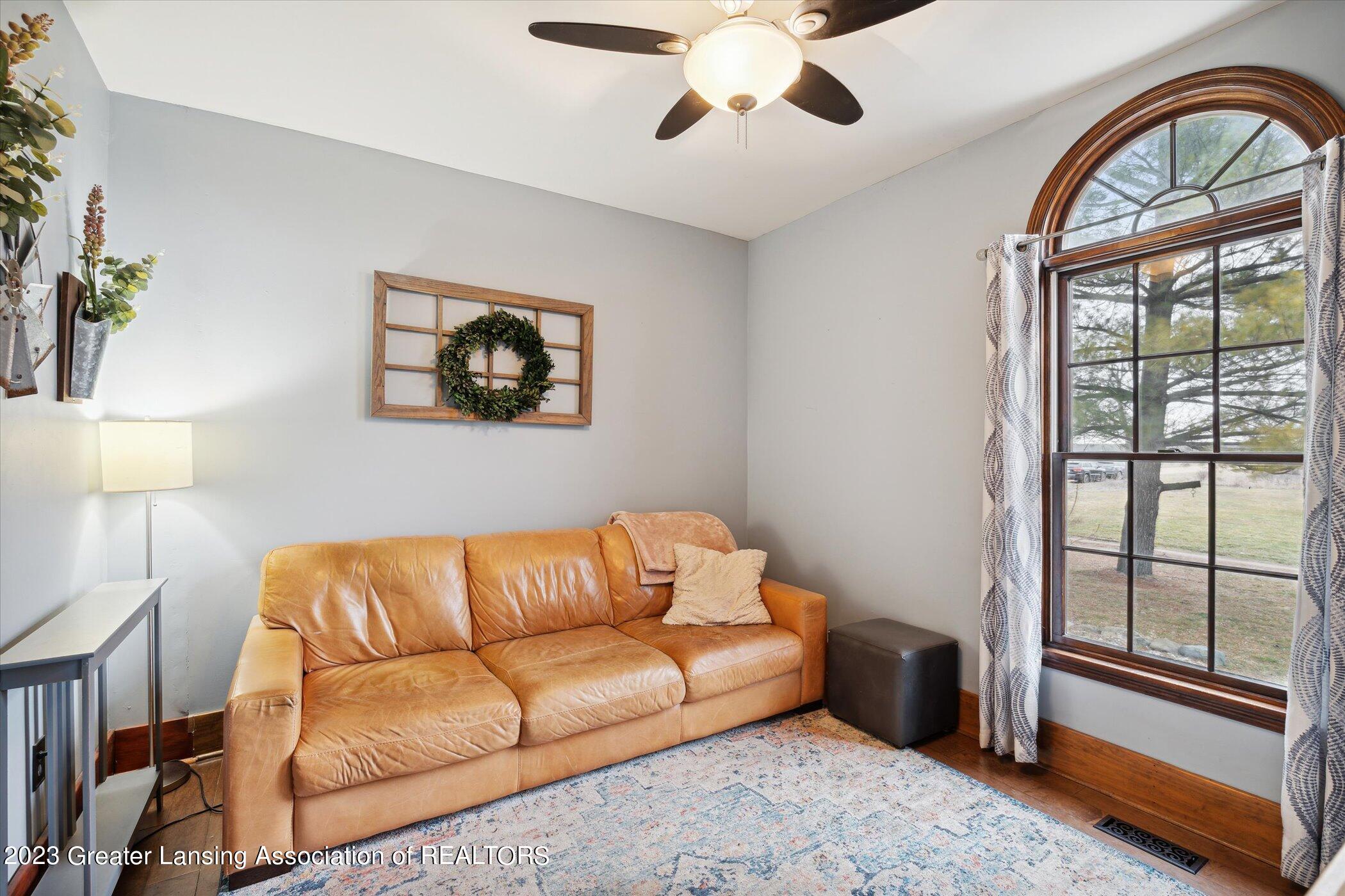 3290 East Howe Road Dewitt, MI 48820 - Photo 8 of 50 06-3290-E-Howe-Rd-DeWitt-MI-48820-Window
