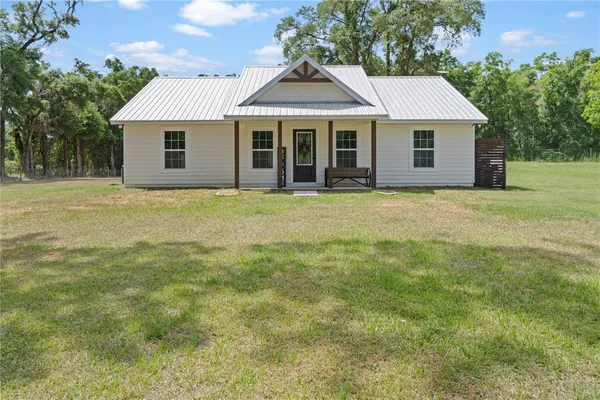 $317,400 | 17230 Northeast 41st Street, Williston, FL 32696