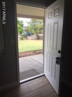 3211 West Monte Vista Road Phoenix, AZ 85009 - Photo 4 of 23 IMG_2044