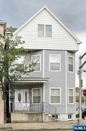 $3,800 | 401 Frank E Rodgers Boulevard South, Harrison, NJ 07029