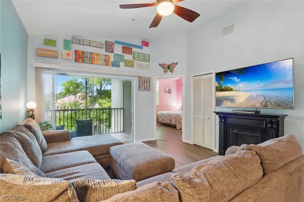 $1,400 | 15430 Bellamar Circle, Unit 3023, Fort Myers, FL 33908