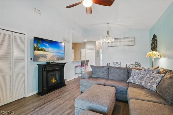 $1,400 | 15430 Bellamar Circle, Unit 3023, Fort Myers, FL 33908