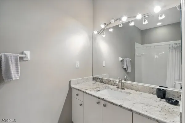 $1,400 | 15430 Bellamar Circle, Unit 3023, Fort Myers, FL 33908