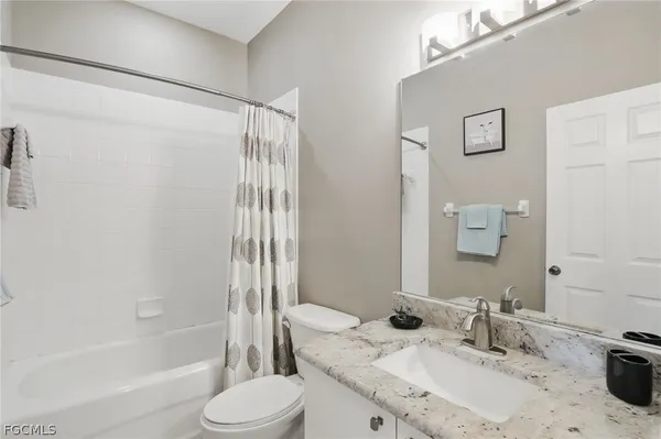 $1,400 | 15430 Bellamar Circle, Unit 3023, Fort Myers, FL 33908