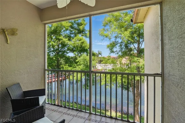 $1,400 | 15430 Bellamar Circle, Unit 3023, Fort Myers, FL 33908