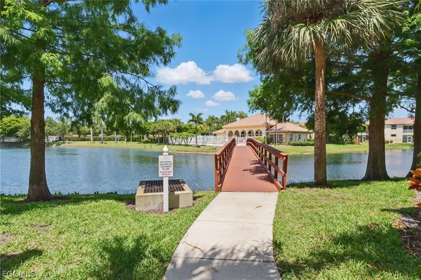 $1,400 | 15430 Bellamar Circle, Unit 3023, Fort Myers, FL 33908