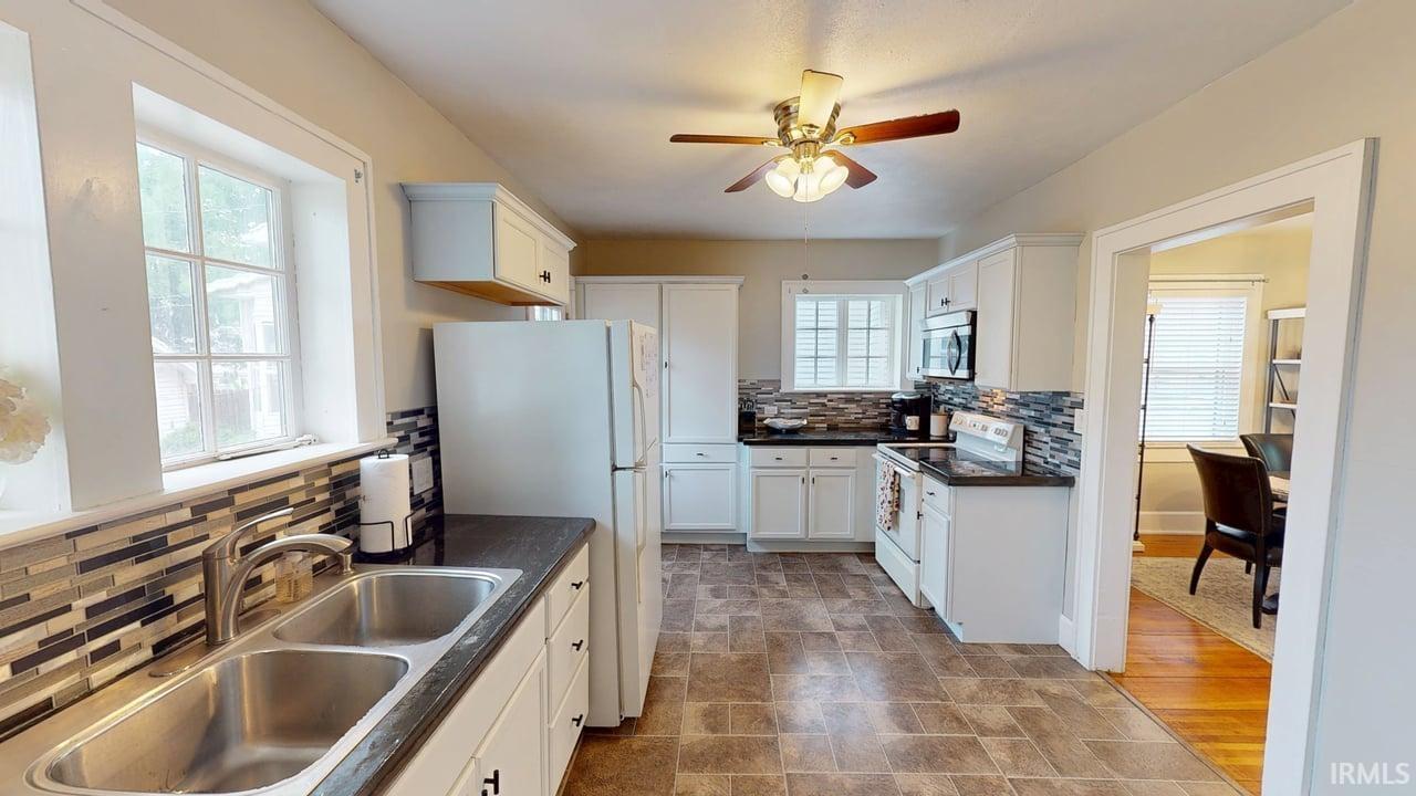 401 West 9th Street Jasper, IN 47546 - Photo 9 of 24 Gallery Image 9