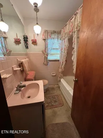 $229,000 | 11532 Wilderness Road, Ewing, VA 24248