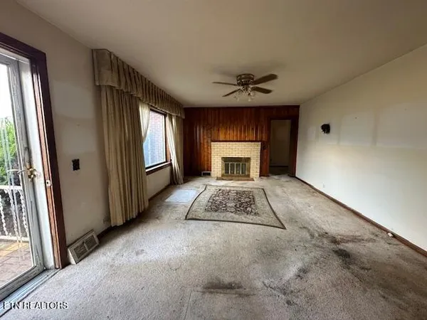 $195,000 | 11532 Wilderness Road, Ewing, VA 24248