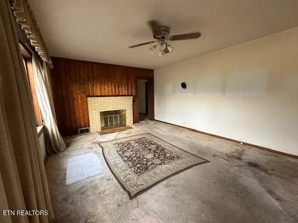 $195,000 | 11532 Wilderness Road, Ewing, VA 24248