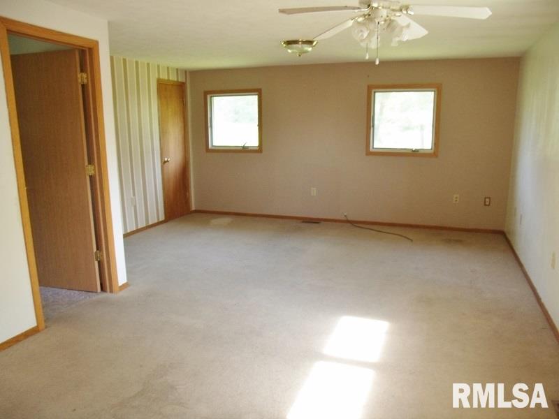 108 Spring Creek Terrace Washington, IL 61571 - Photo 27 of 33