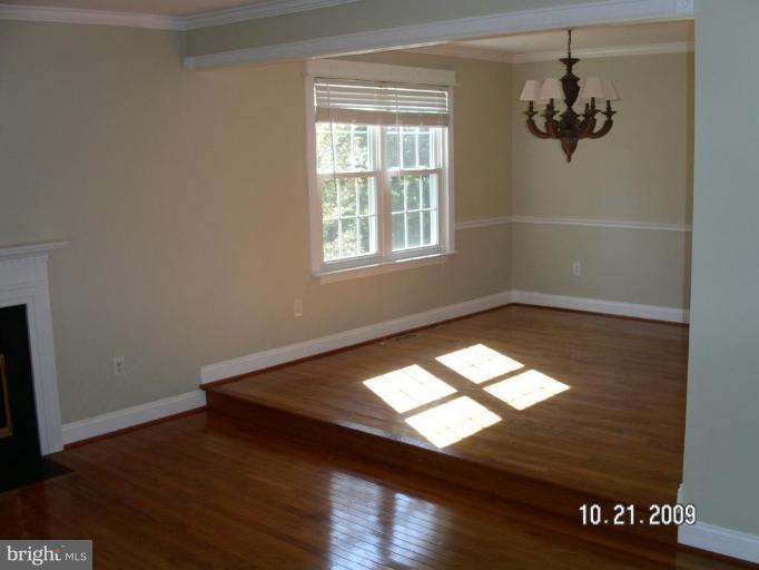 24412 Fossen Road Damascus, MD 20872 - Photo 6 of 20 Dining Room