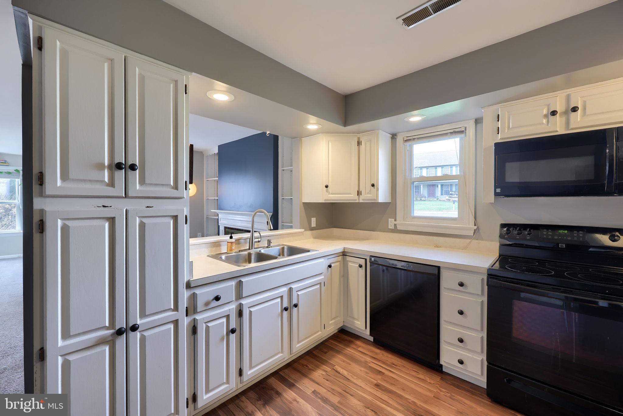 100 Pepperton Court Lititz, PA 17543 - Photo 18 of 43