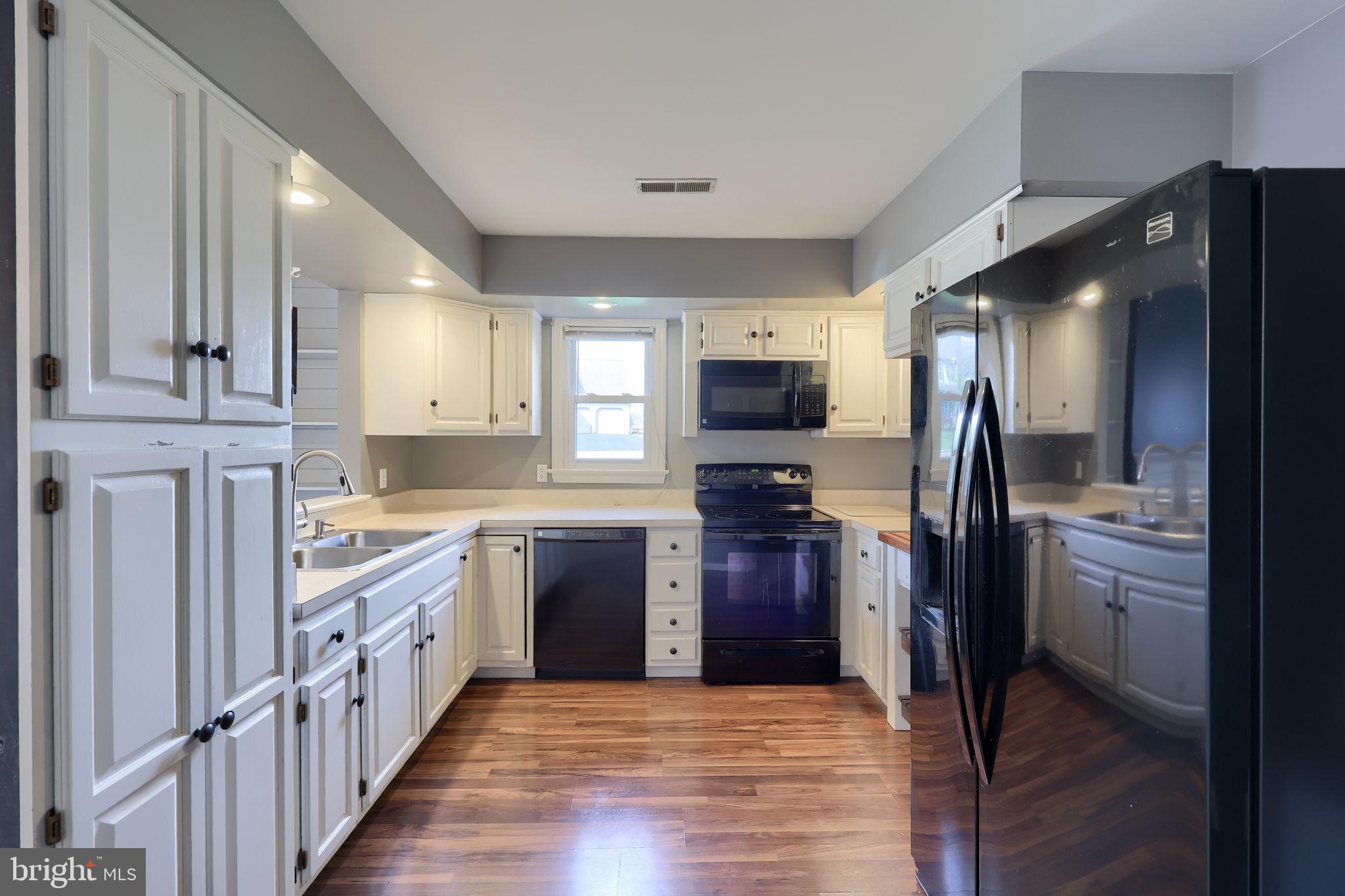 100 Pepperton Court Lititz, PA 17543 - Photo 20 of 43