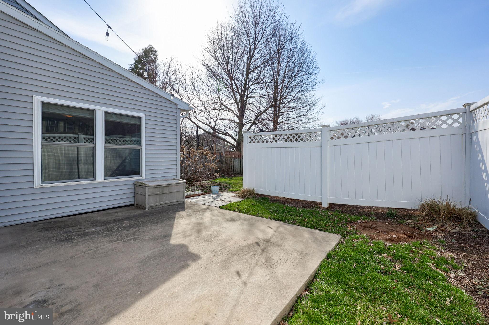 100 Pepperton Court Lititz, PA 17543 - Photo 33 of 43