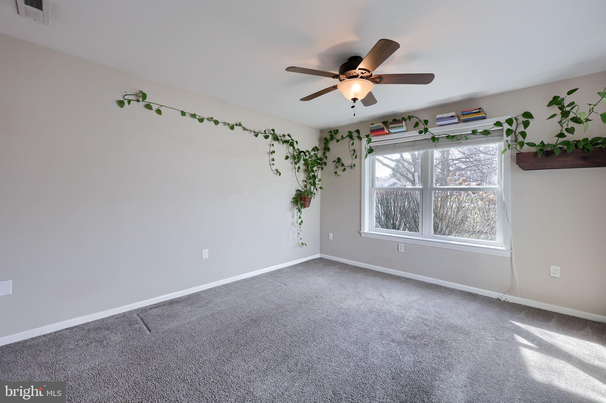 100 Pepperton Court Lititz, PA 17543 - Photo 7 of 43