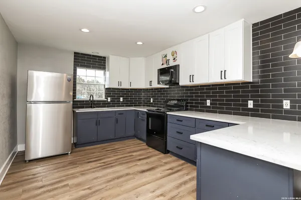 $1,345 | 414 Medina Road, Bandera, TX 78003