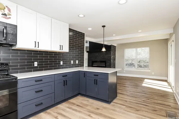 $1,345 | 414 Medina Road, Bandera, TX 78003