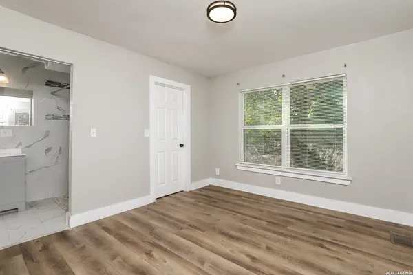 $1,345 | 414 Medina Road, Bandera, TX 78003