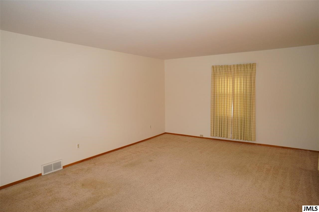 4415 Clinton Road Jackson, MI 49201 - Photo 3 of 24 Photo 3