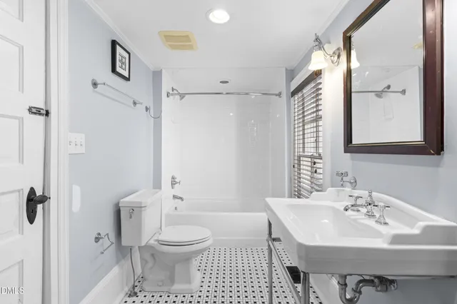 $975,000 | 527 North East Street, Raleigh, NC 27604