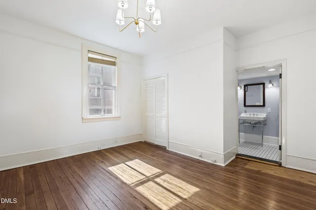 $975,000 | 527 North East Street, Raleigh, NC 27604