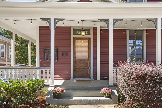 $975,000 | 527 North East Street, Raleigh, NC 27604