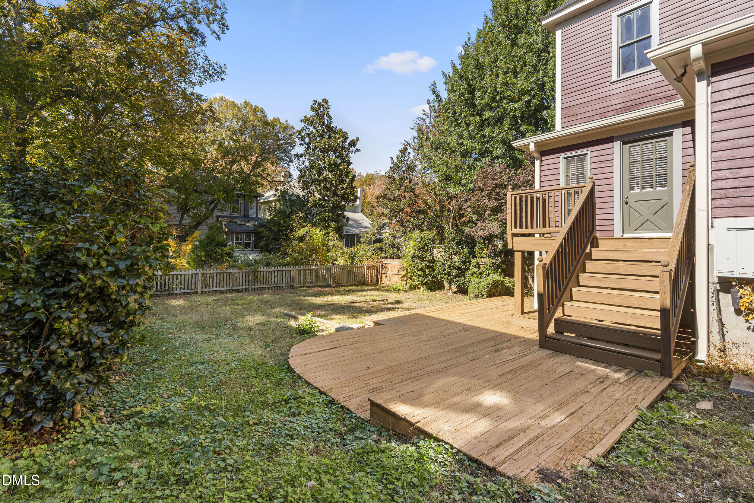 527 North East Street Raleigh, NC 27604 - Photo 33 of 46 a view of a backyard with stairs