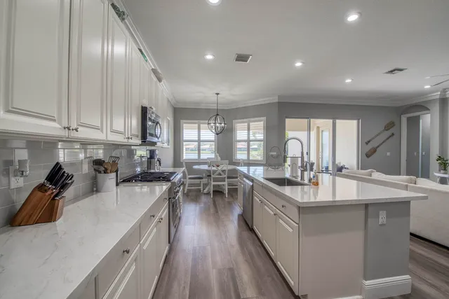 $5,500 | 12476 Aviles Circle, Palm Beach Gardens, FL 33418