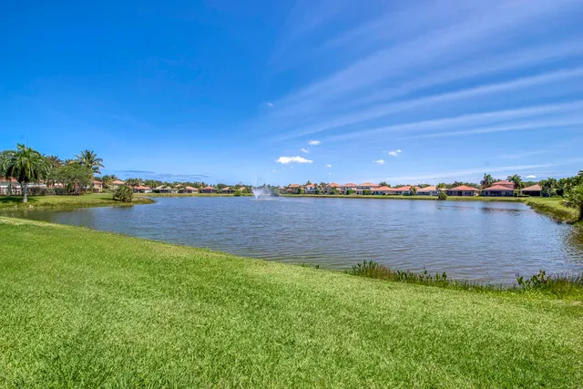 $5,500 | 12476 Aviles Circle, Palm Beach Gardens, FL 33418