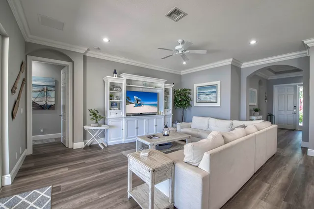 $5,500 | 12476 Aviles Circle, Palm Beach Gardens, FL 33418