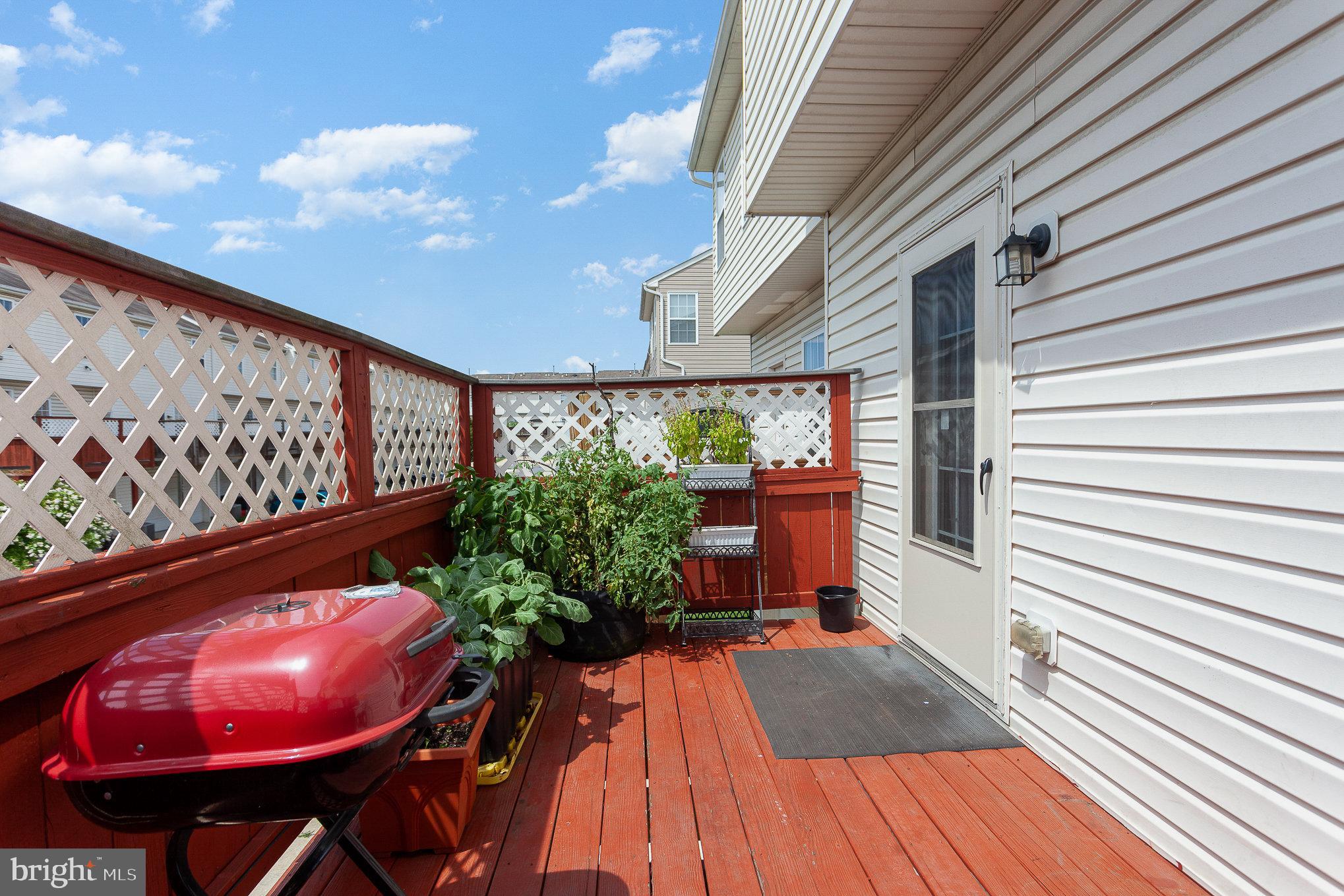 828 Lowe Road Middle River, MD 21220 - Photo 19 of 29 Deck with Privacy