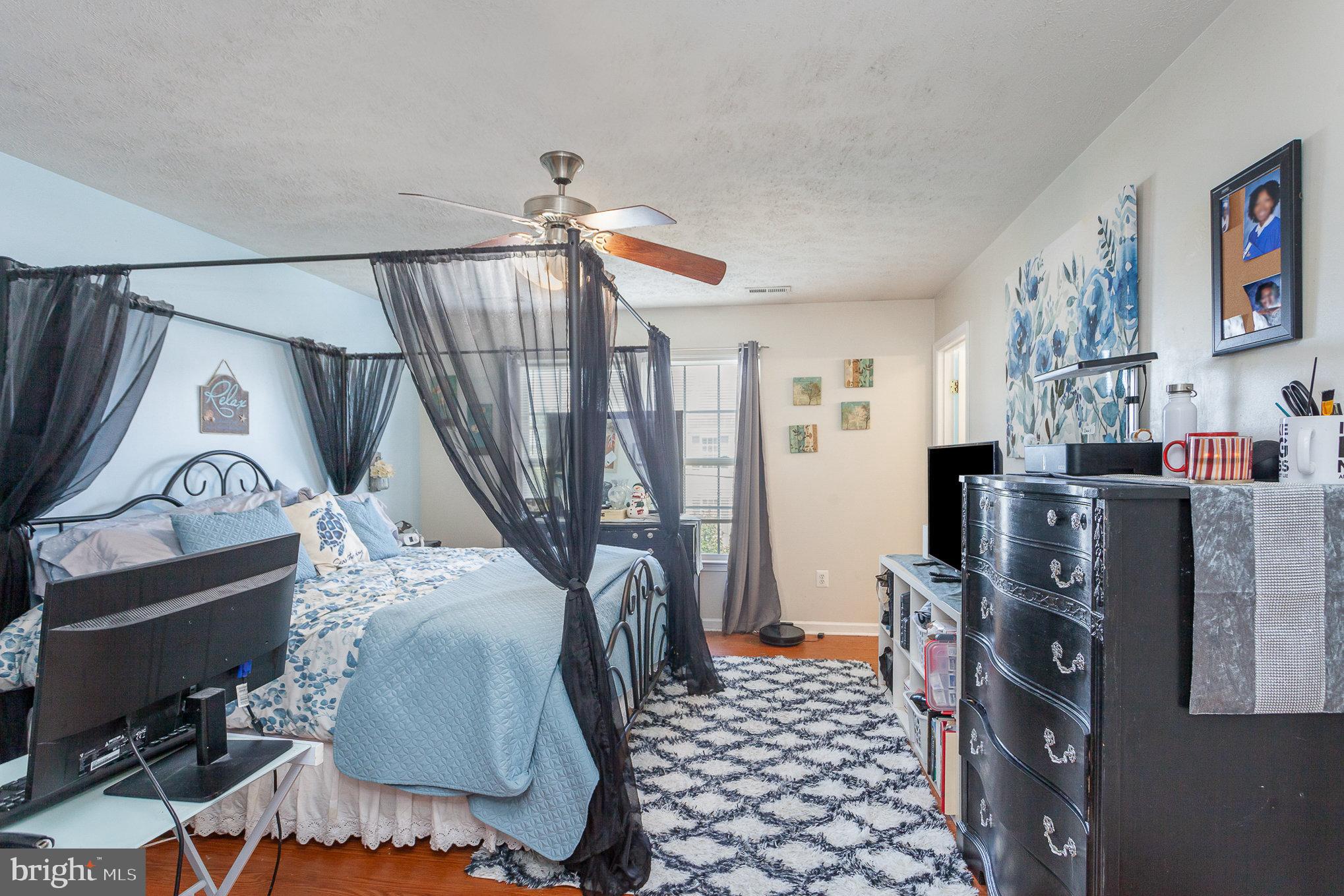 828 Lowe Road Middle River, MD 21220 - Photo 20 of 29 Upper Level 2 Primary Bedroom with Walk-in Closet