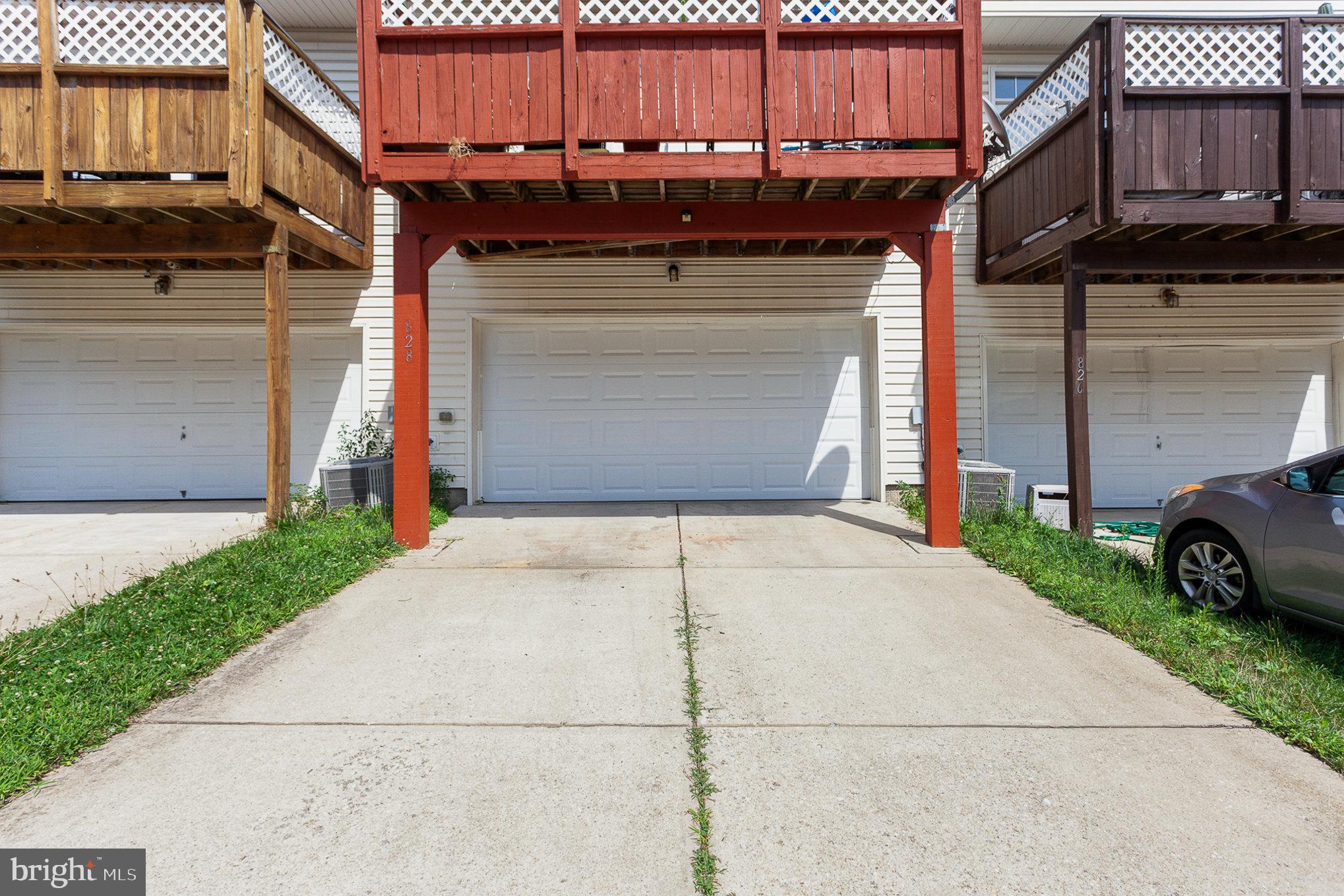 828 Lowe Road Middle River, MD 21220 - Photo 25 of 29 Driveway and Garage Parking