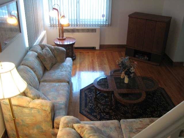 22 Highview Road Jersey City, NJ 07305 - Photo 3 of 10