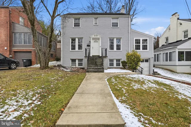 $4,000 | 2111 32nd Place Southeast, Washington, DC 20020