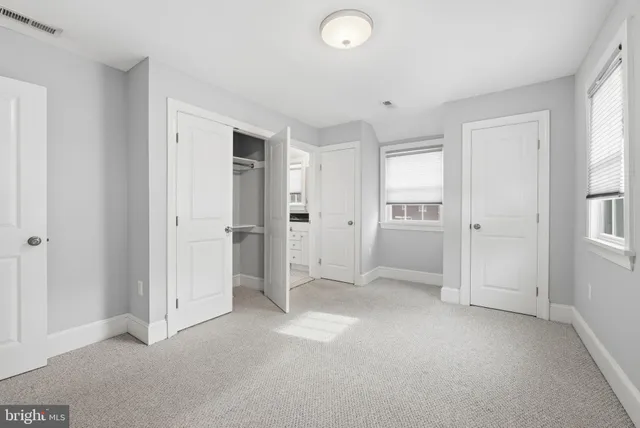 $4,000 | 2111 32nd Place Southeast, Washington, DC 20020