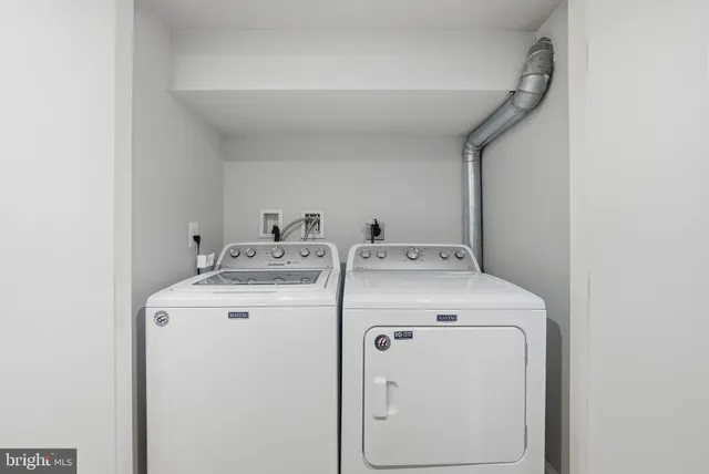 $4,000 | 2111 32nd Place Southeast, Washington, DC 20020