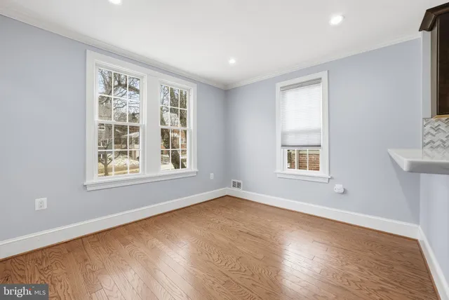 $4,000 | 2111 32nd Place Southeast, Washington, DC 20020