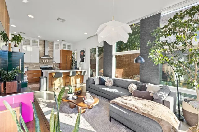 $3,800 | 1904 East 17th Street, Unit B, Austin, TX 78702