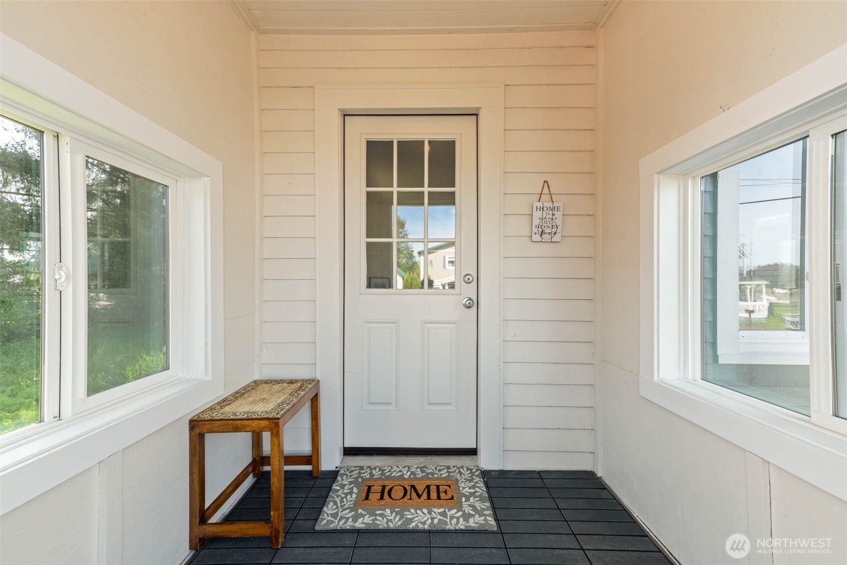 411 11th Street Hoquiam, WA 98550 - Photo 4 of 38