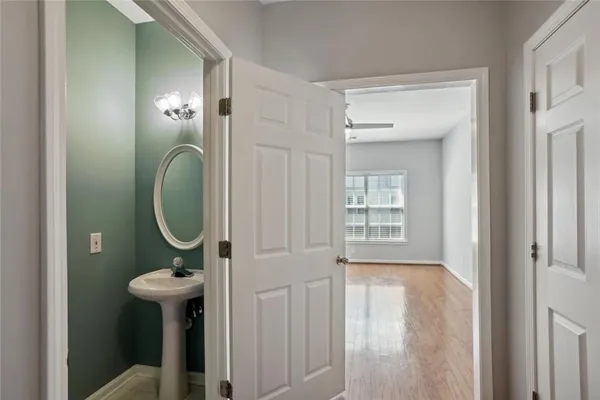 $2,350 | 206 Spring Heights Lane, Unit 206, Smyrna, GA 30080