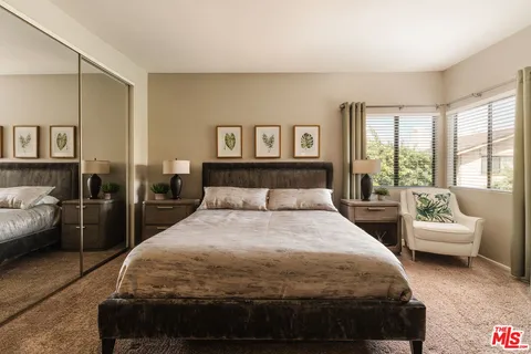$629,000 | 15023 Sherman Way, Unit E, Van Nuys, CA 91405