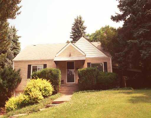3320 Ivanhoe Road Upper St. Clair, PA 15241 - Photo 1 of 1