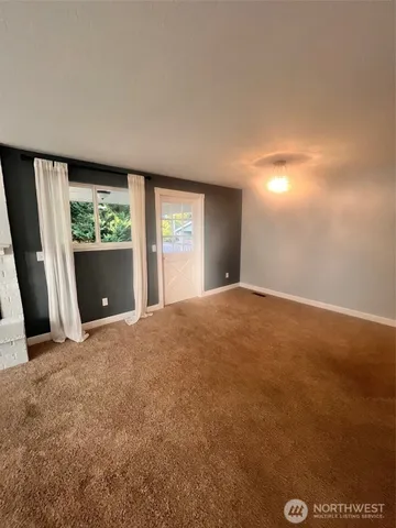 $2,200 | 251 East Lakeshore Drive, Allyn, WA 98524