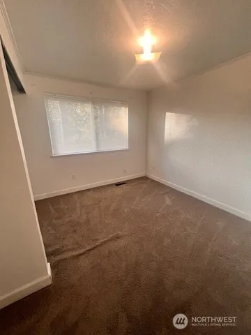 $2,200 | 251 East Lakeshore Drive, Allyn, WA 98524